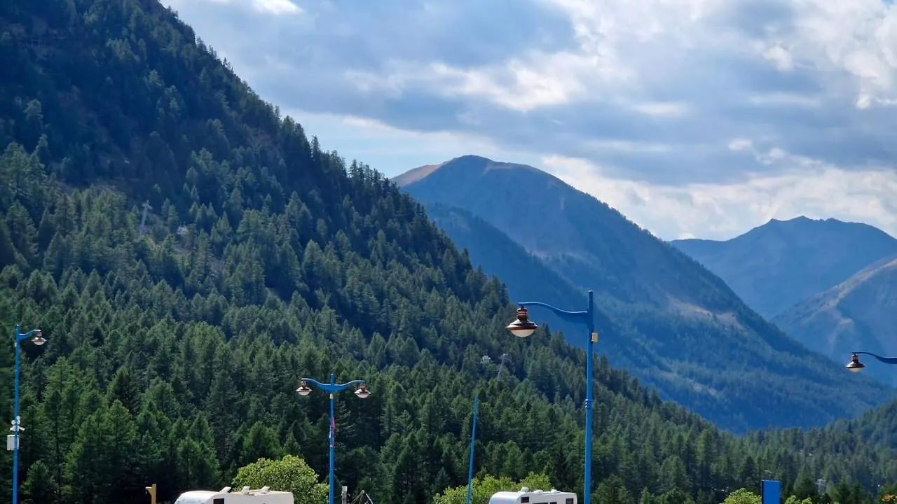 Apartment Studio Avec Vue Imprenable Sur La Montagne A Isola 25 M²