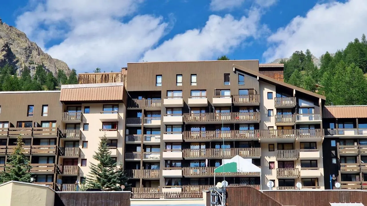 Apartment Studio Avec Vue Imprenable Sur La Montagne A Isola 25 M²