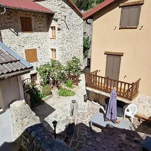 Maison Complete Ganzes Haus House 6 Peronnes La Finiere Seealpen Village Bei Nizza Alpes -maritimes Pres De 70 Km Hébergement de vacances