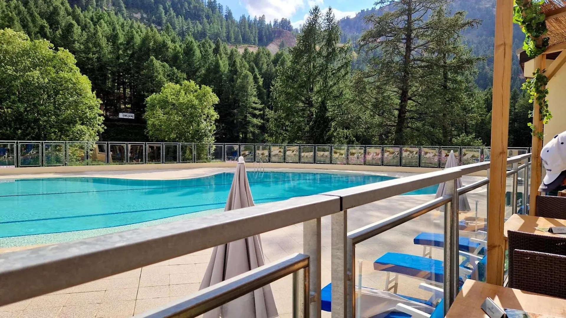 Appartement Studio Avec Vue Imprenable Sur La Montagne A Isola 25 M² France